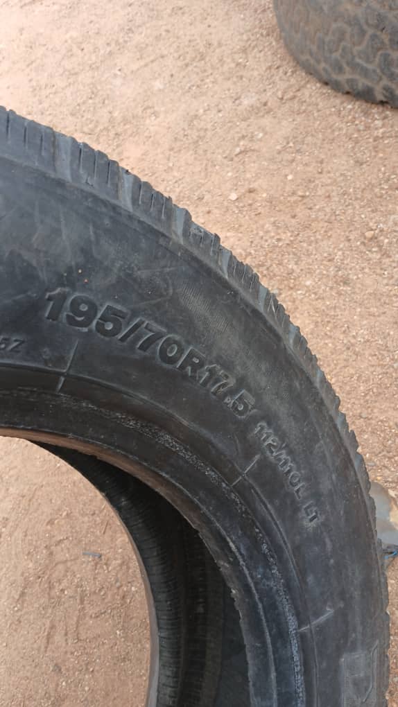 195/70 R17.5 - Bridgestone - Mogoditshane Block 5