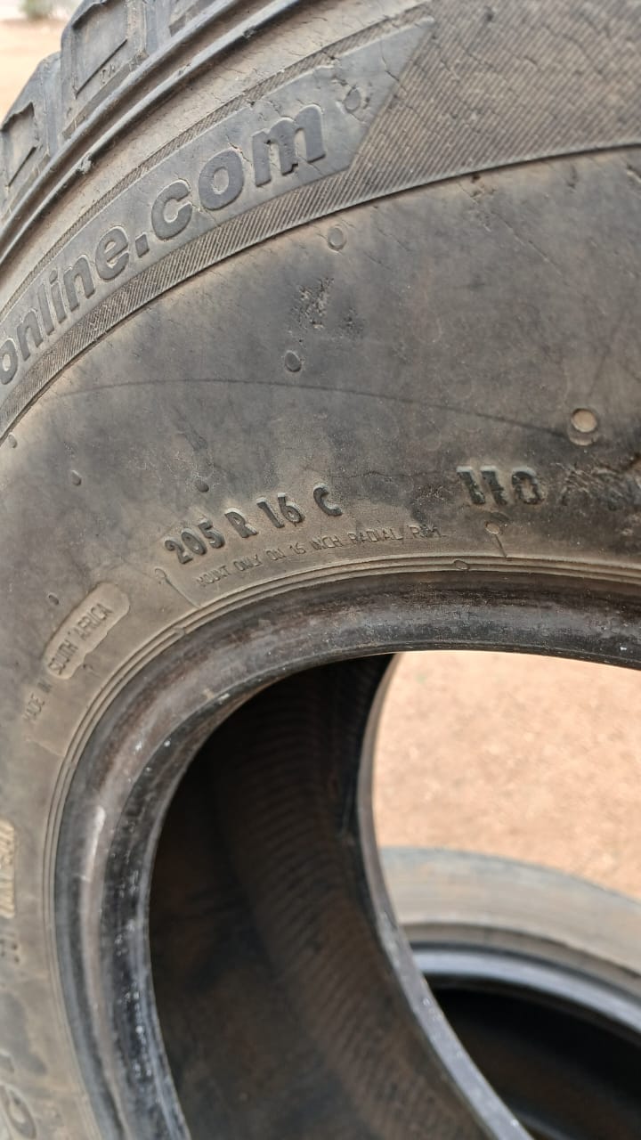 205 R16 C Continental (Gaborone)