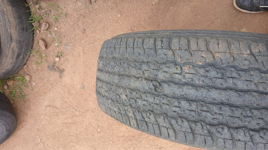 255/65 R17 DUNLOP (Mogoditshane Block 9 Robots)