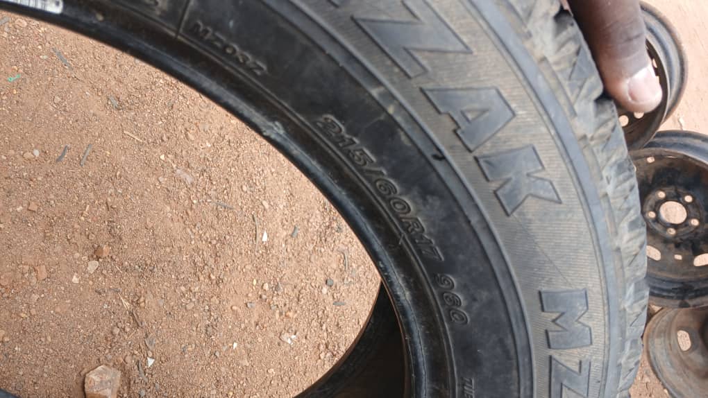215/60 R17 Bridgestone - Mogoditshane Block 5