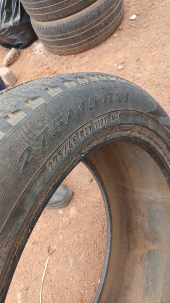 235/55 R17 - YOKOHAMA - Mogoditshane Block 5