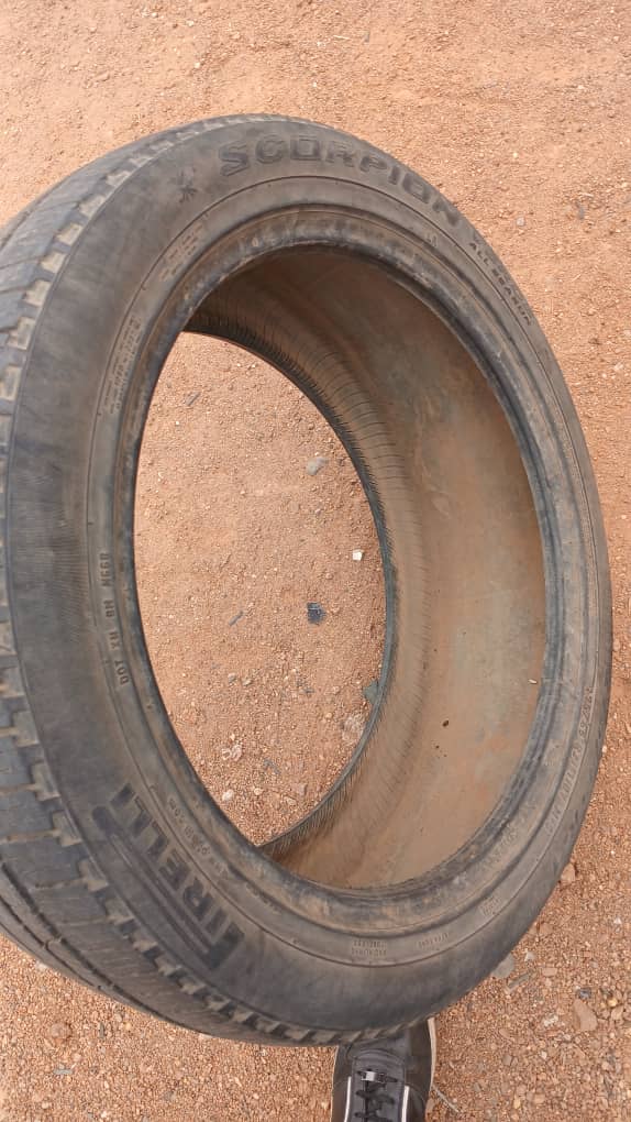 235/55 R17 - YOKOHAMA - Mogoditshane Block 5