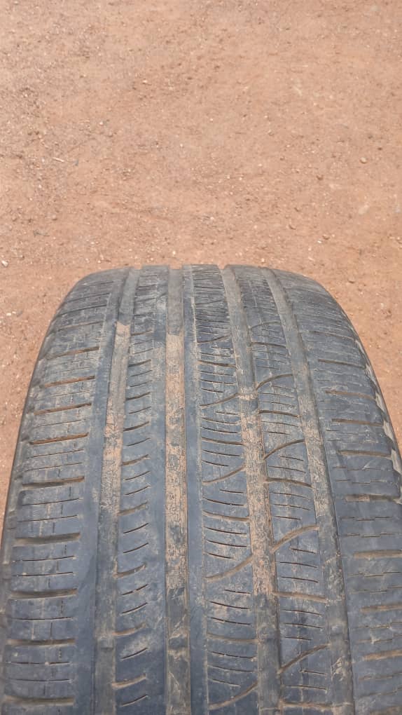 235/55 R17 - YOKOHAMA - Mogoditshane Block 5