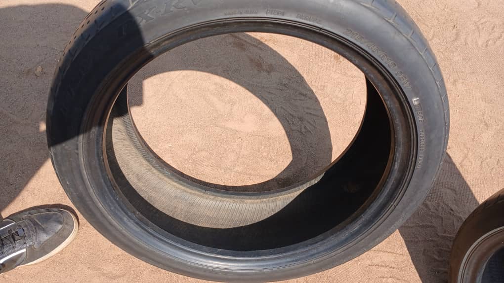 215/45 R18 Bridgestone (MOGODITSHANE SEFALANA JUNCTION)