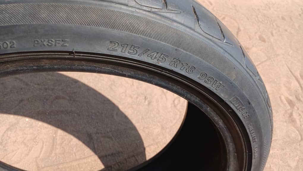 215/45 R18 Bridgestone (MOGODITSHANE SEFALANA JUNCTION)