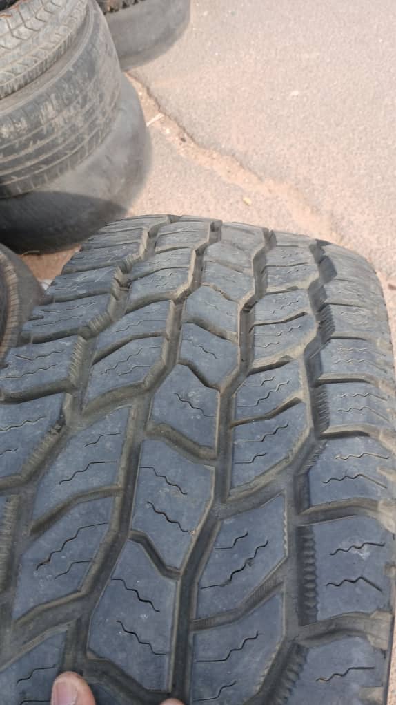 LT 285/75 R16 Cooper / Discover (Mogoditshane / Gabane Road / Engine Junction)