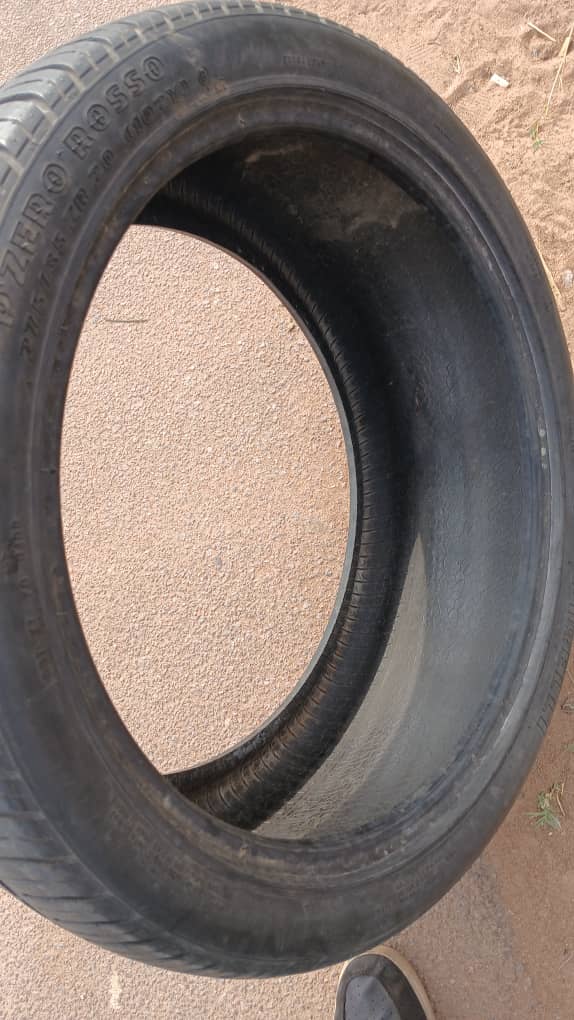 275/35 R20 Pirelli (Mogoditshane / Gabane Road / Engine Junction)