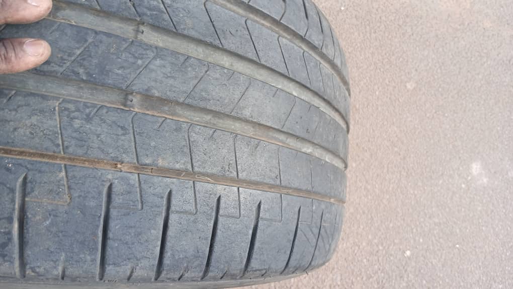 275/35 R23 Firelli (Mogoditshane / Gabane Road / Engine Junction)