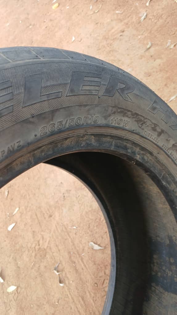 265/50 R19 Bridgestone (Gabane Junior Secondary)