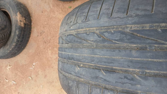 265/50 R19 Bridgestone (Gabane Junior Secondary)