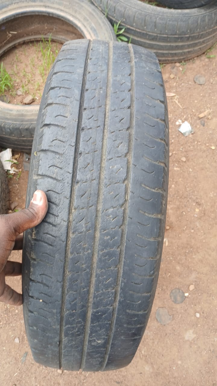 195/75R16C Goodyear (Mogoditshane Block 9 Robots)